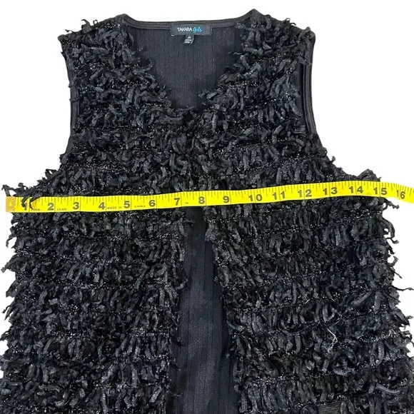 Takara Girls  Black Shimmery Vest With‎ Clip Sleeveless Size Medium - Picture 3 of 9